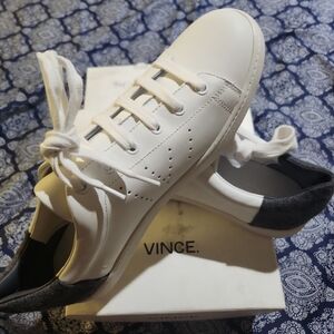 Vince Sneakers